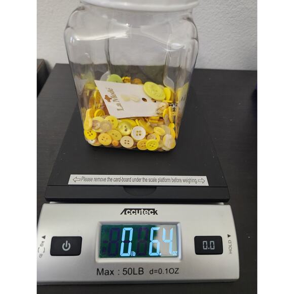 Yellow Buttons various shapes/sizes, new, vintage - Picture 2 of 5